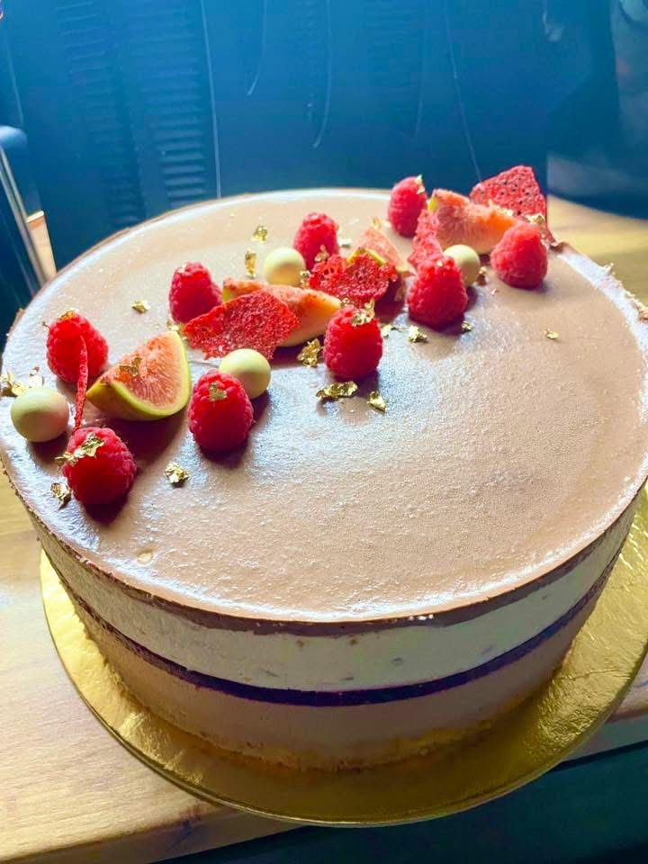 Egyszerű csoki mousse torta