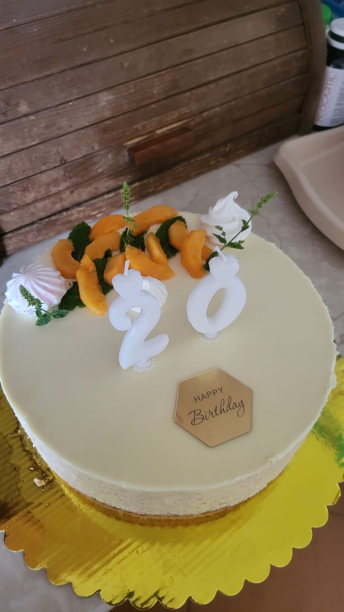 Sós mandulás - sárgabarackos torta fehércsokival