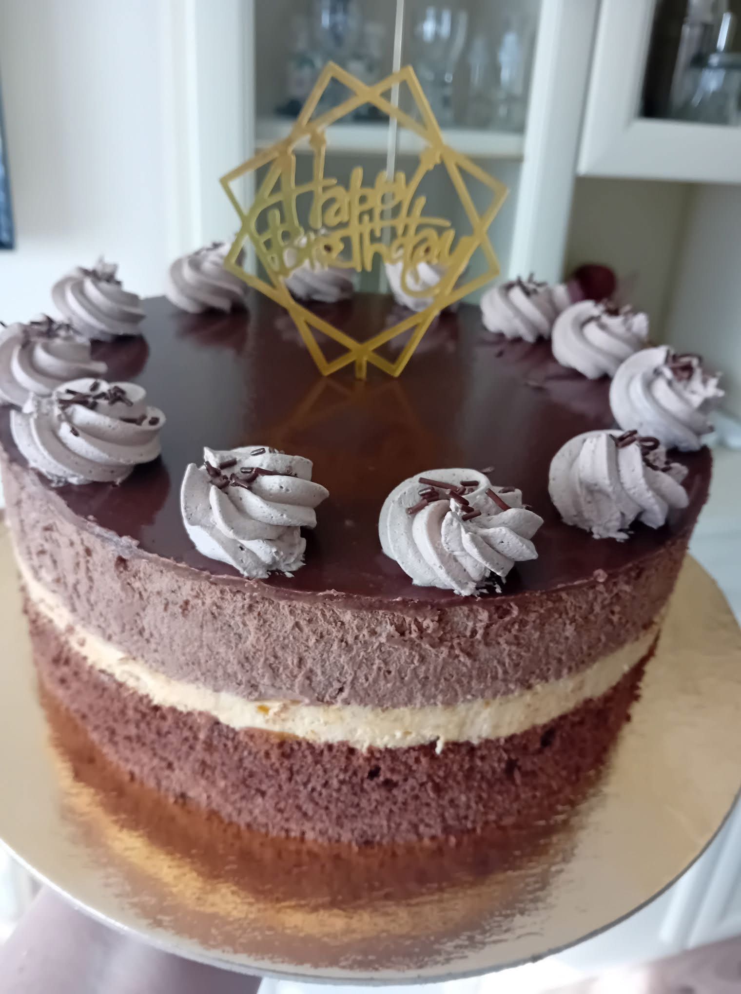 Sacher mousse torta