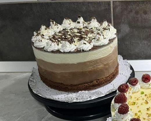 Triplacsoki mousse torta