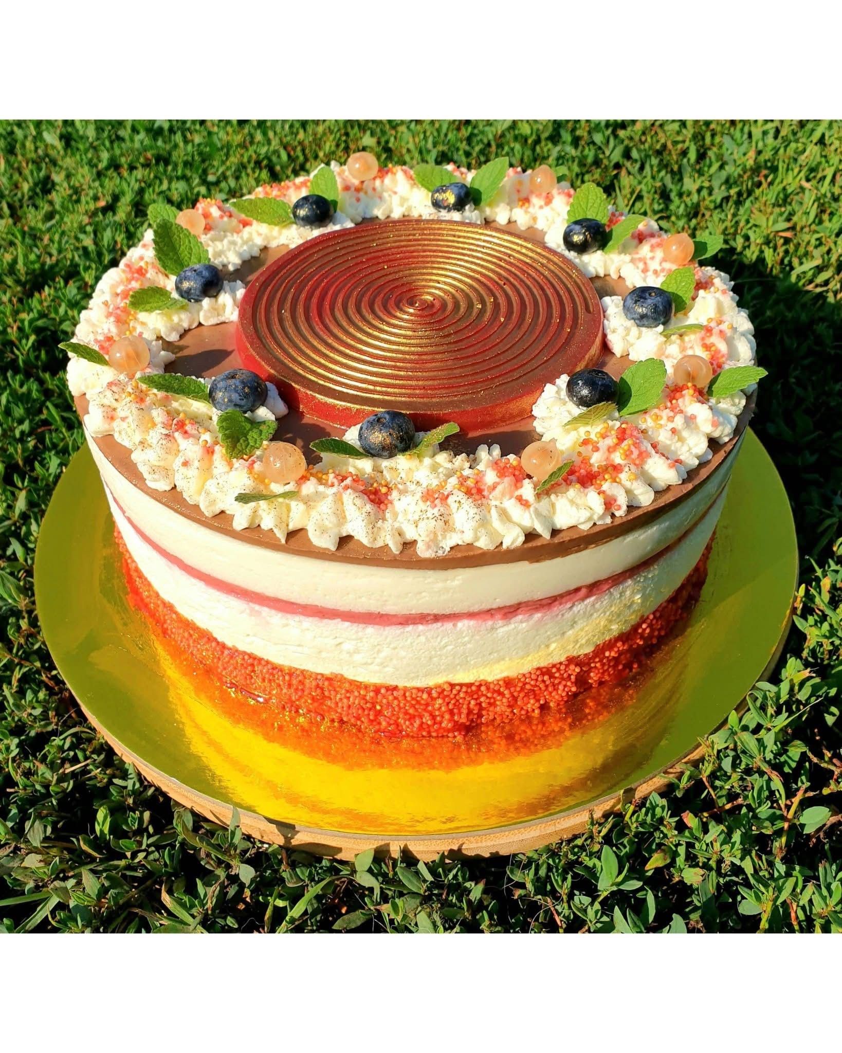 Joghurtos túrókrém torta