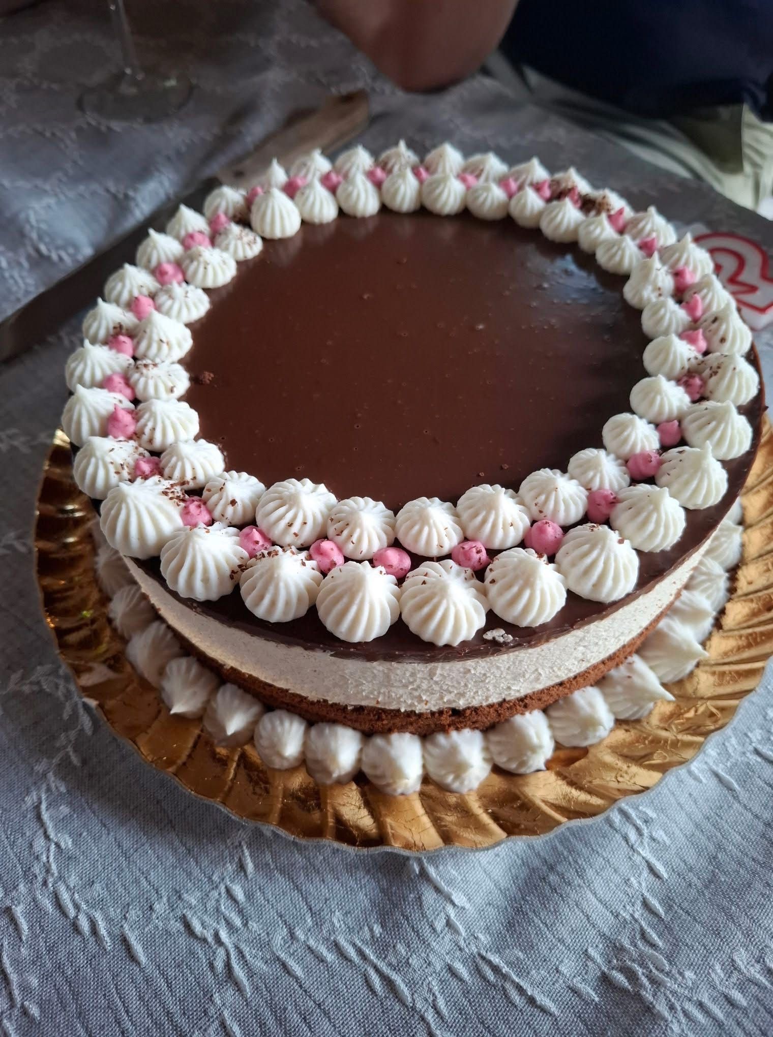 Fekete erdő mousse torta