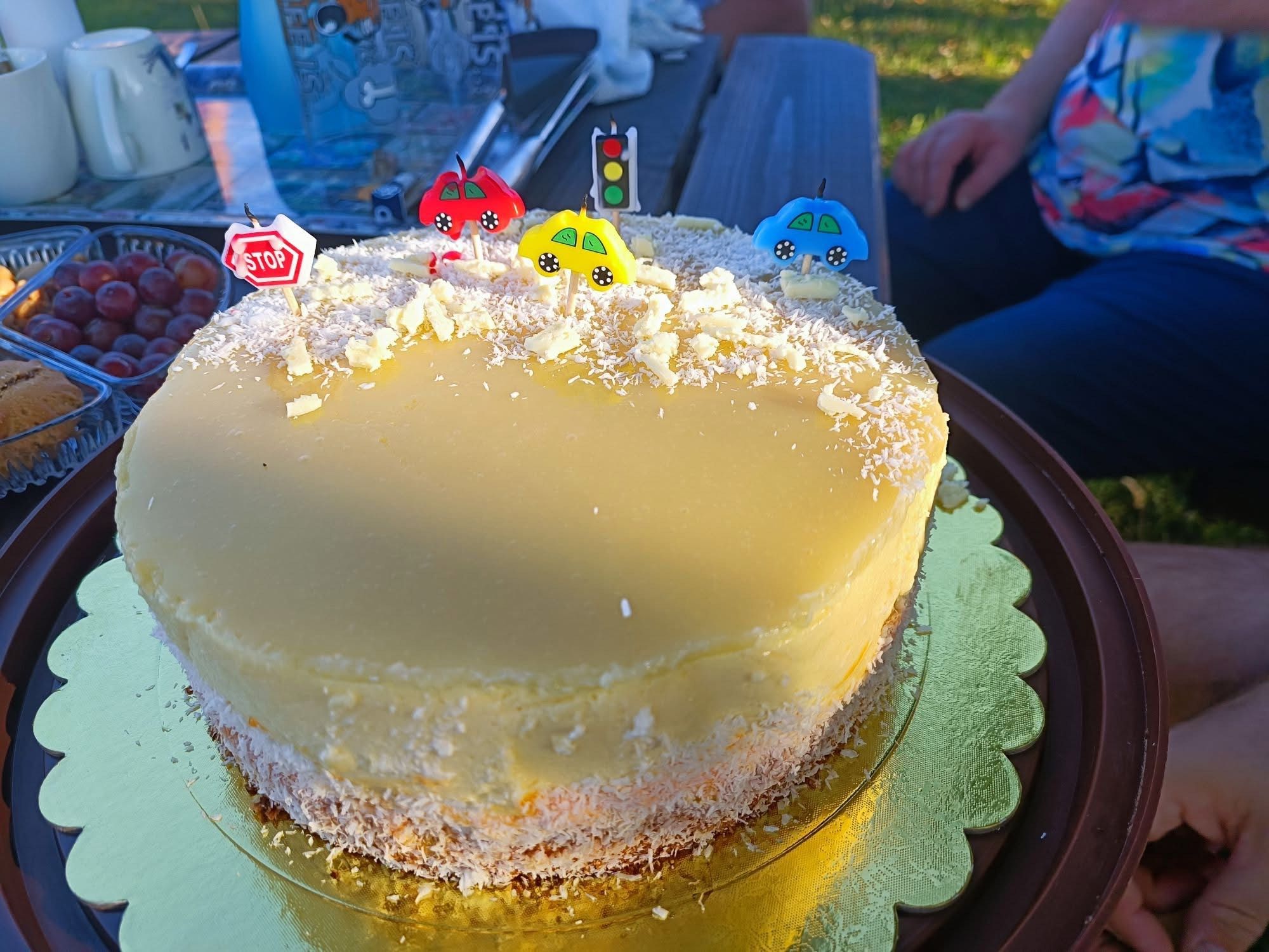 Piña Colada torta