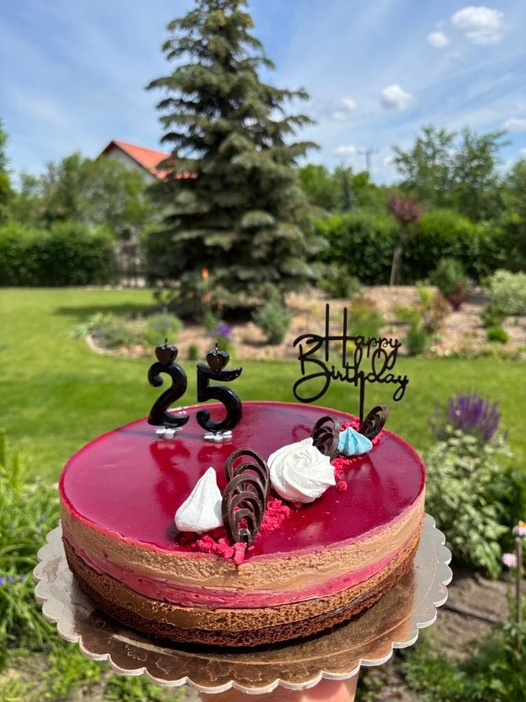 Málnás csokoládé torta