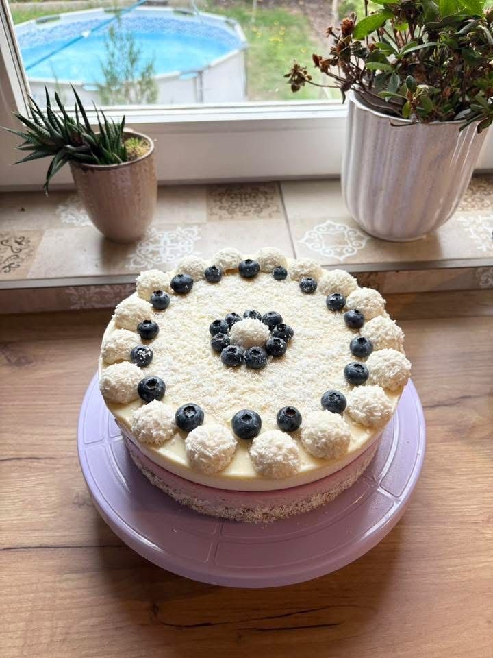 Erdei gyümölcsös kókusztorta