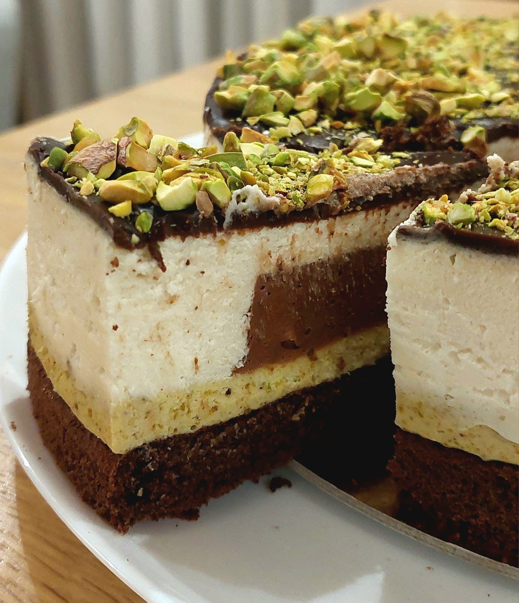 Pisztáciás mogyorókrémes marcipán torta (Mozart ihlette)