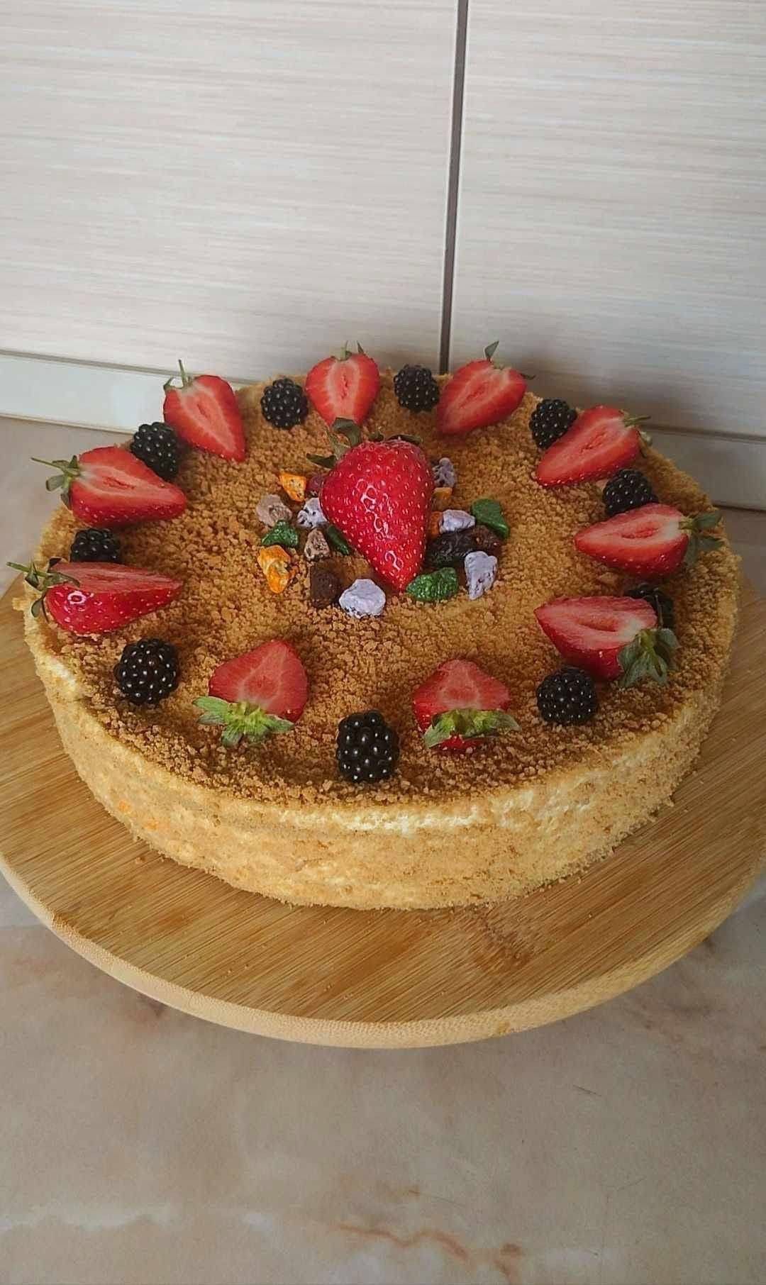Citrusos-fahéjas Medovik torta