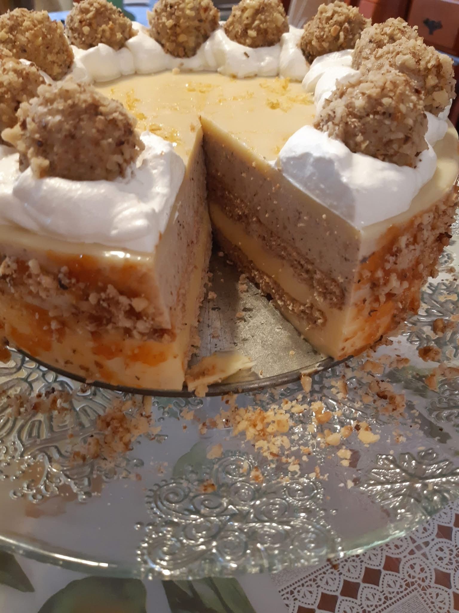 Citromos-fehércsokis diós trüffel torta