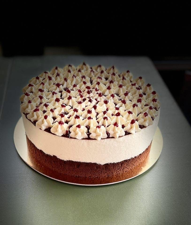 Fekete erdő mousse torta