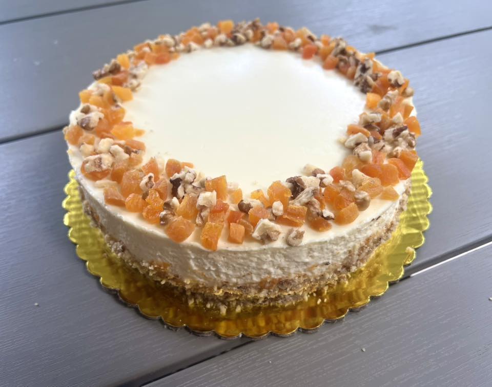 Diós-barackos pezsgőkrém torta