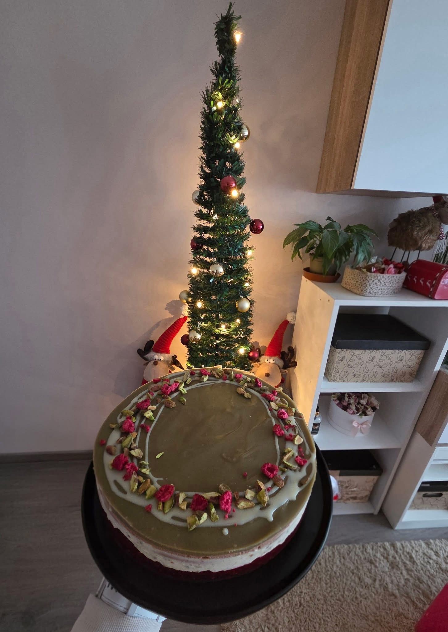 Pisztáciás csokitorta