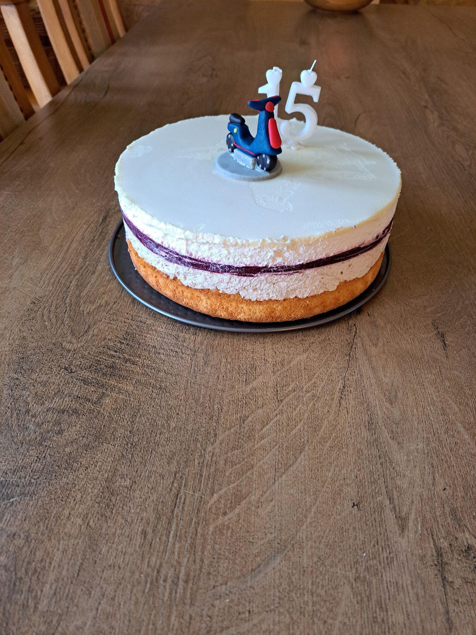 Vaníliás gesztenyetorta rumos meggyel