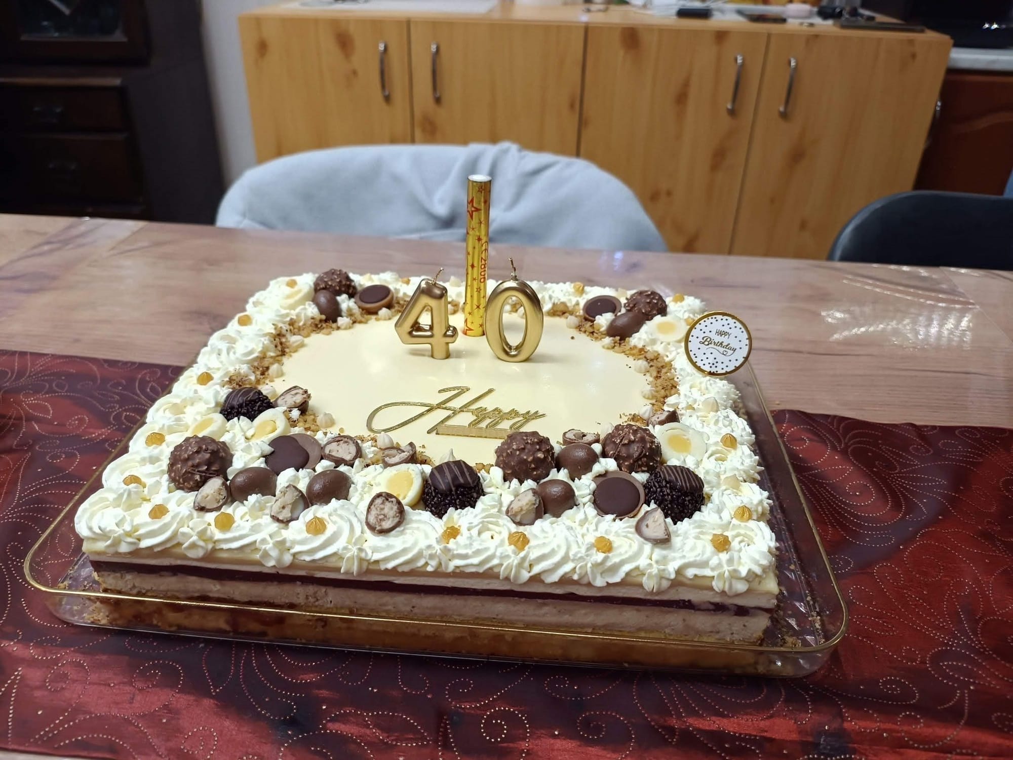 Vaníliás gesztenyetorta rumos meggyel