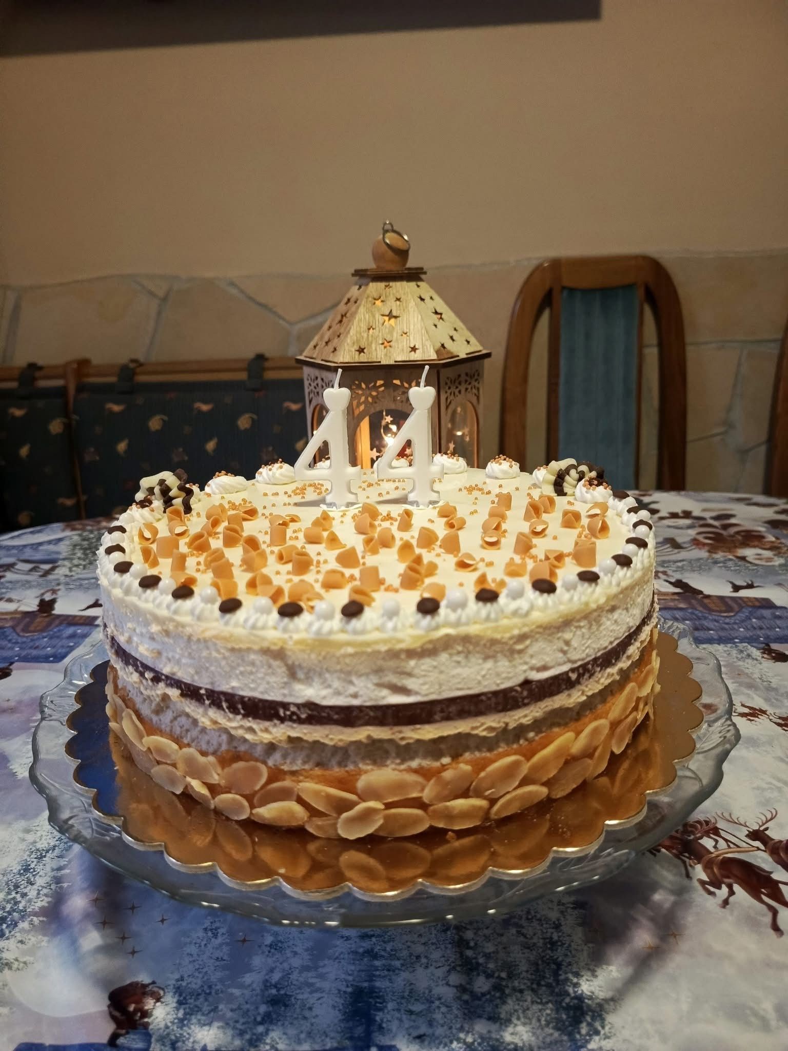 Vaníliás gesztenyetorta rumos meggyel