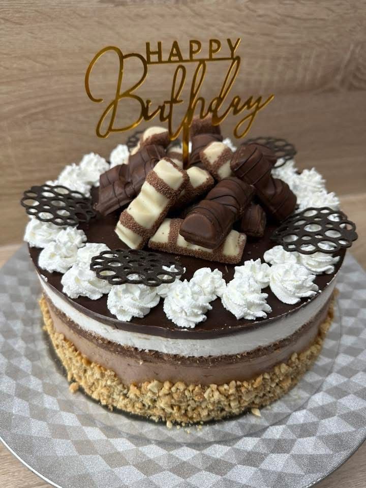 Kinder Bueno torta