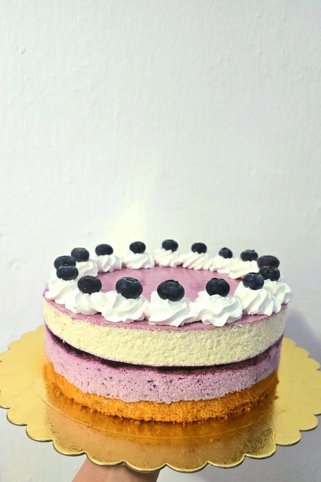 Fehércsokis málna torta