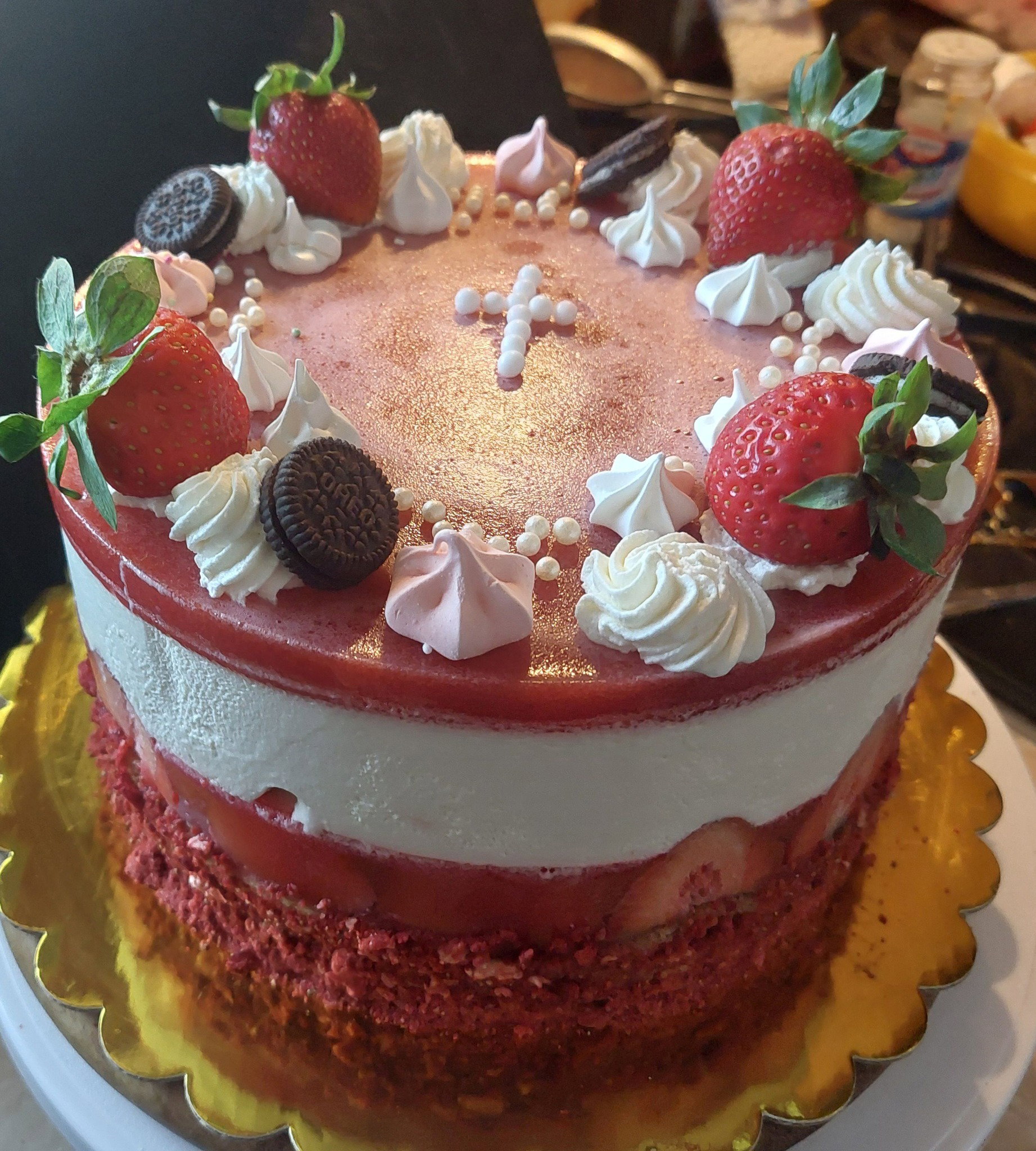 Fehércsokis málna torta