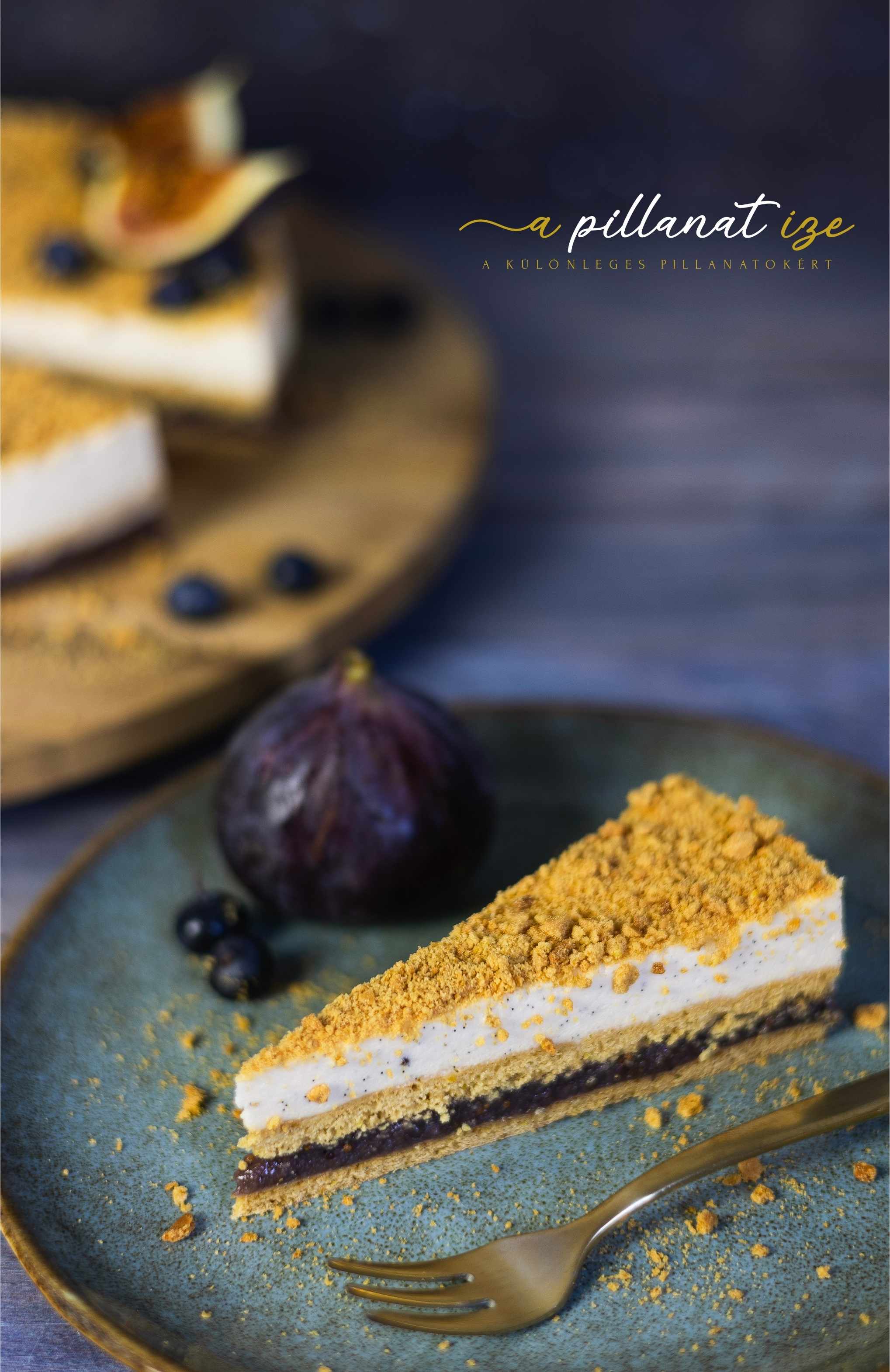 Fügés torta áfonyával és vaníliamousse-szal