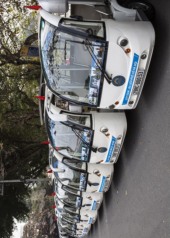 Viet Nam .. Ha Noi Bus