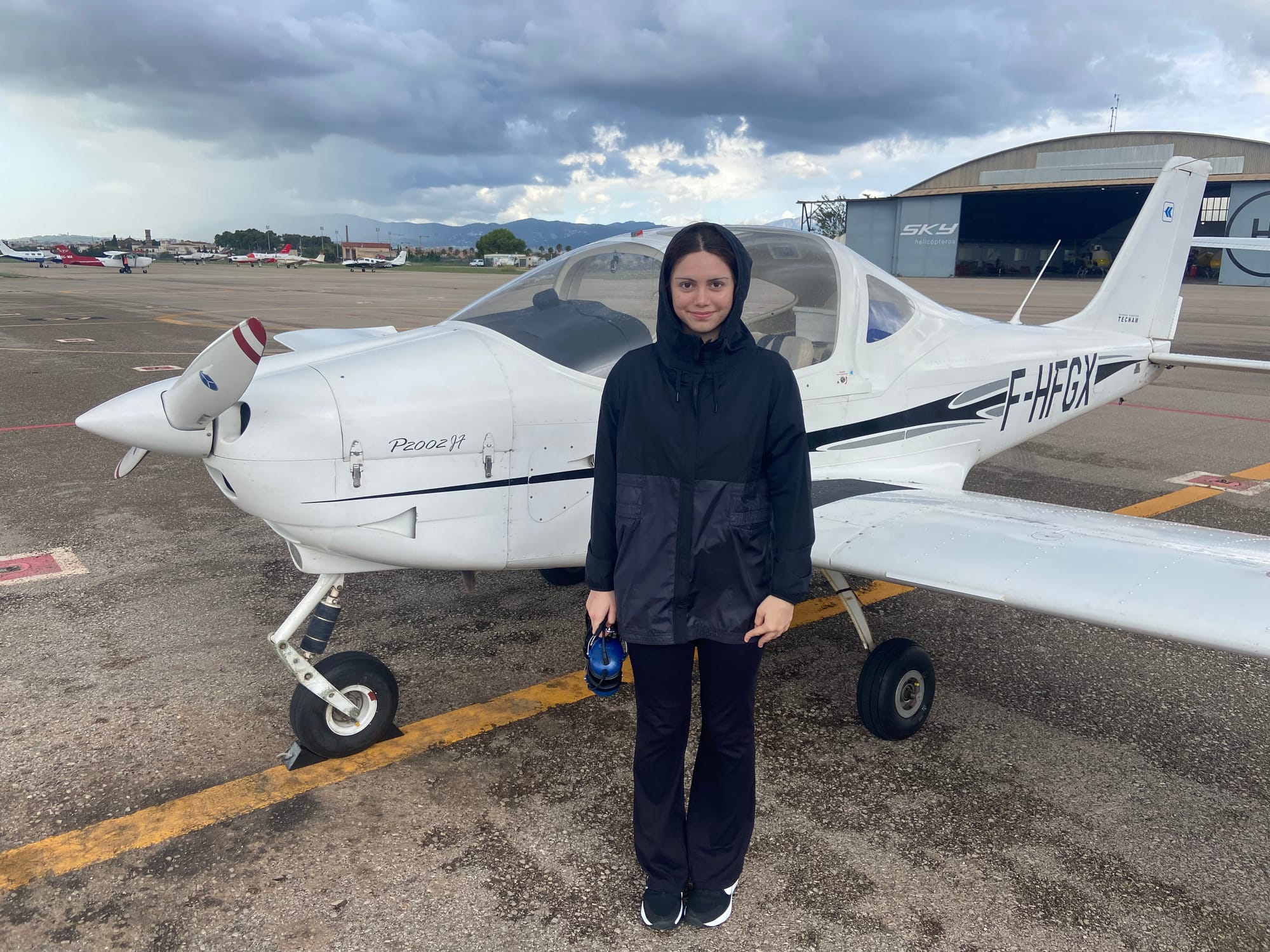 Sara Jones ✈ Aged 15 years old