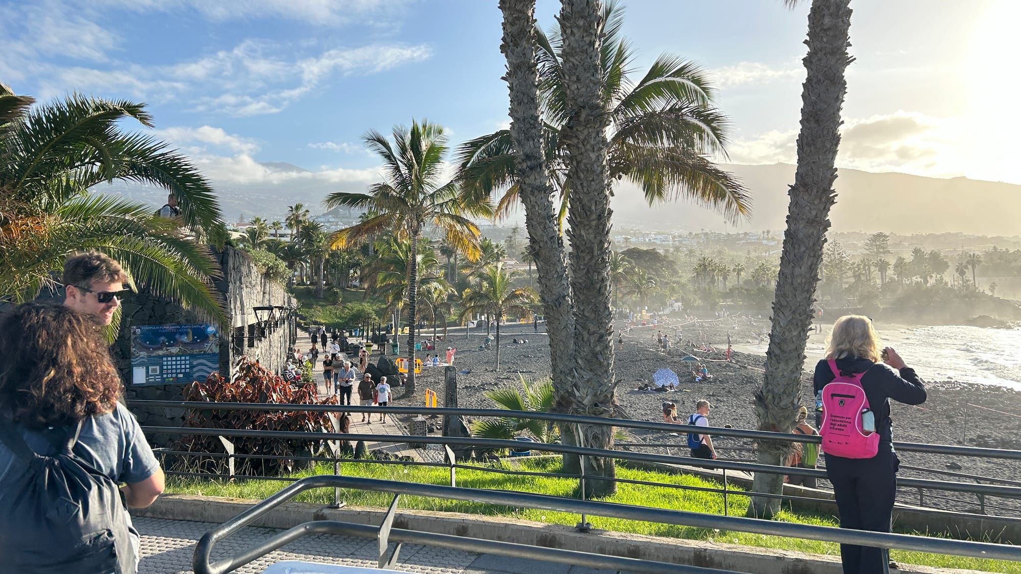 "Tenerife oltre la formazione: un viaggio tra natura, cultura e tradizioni locali"