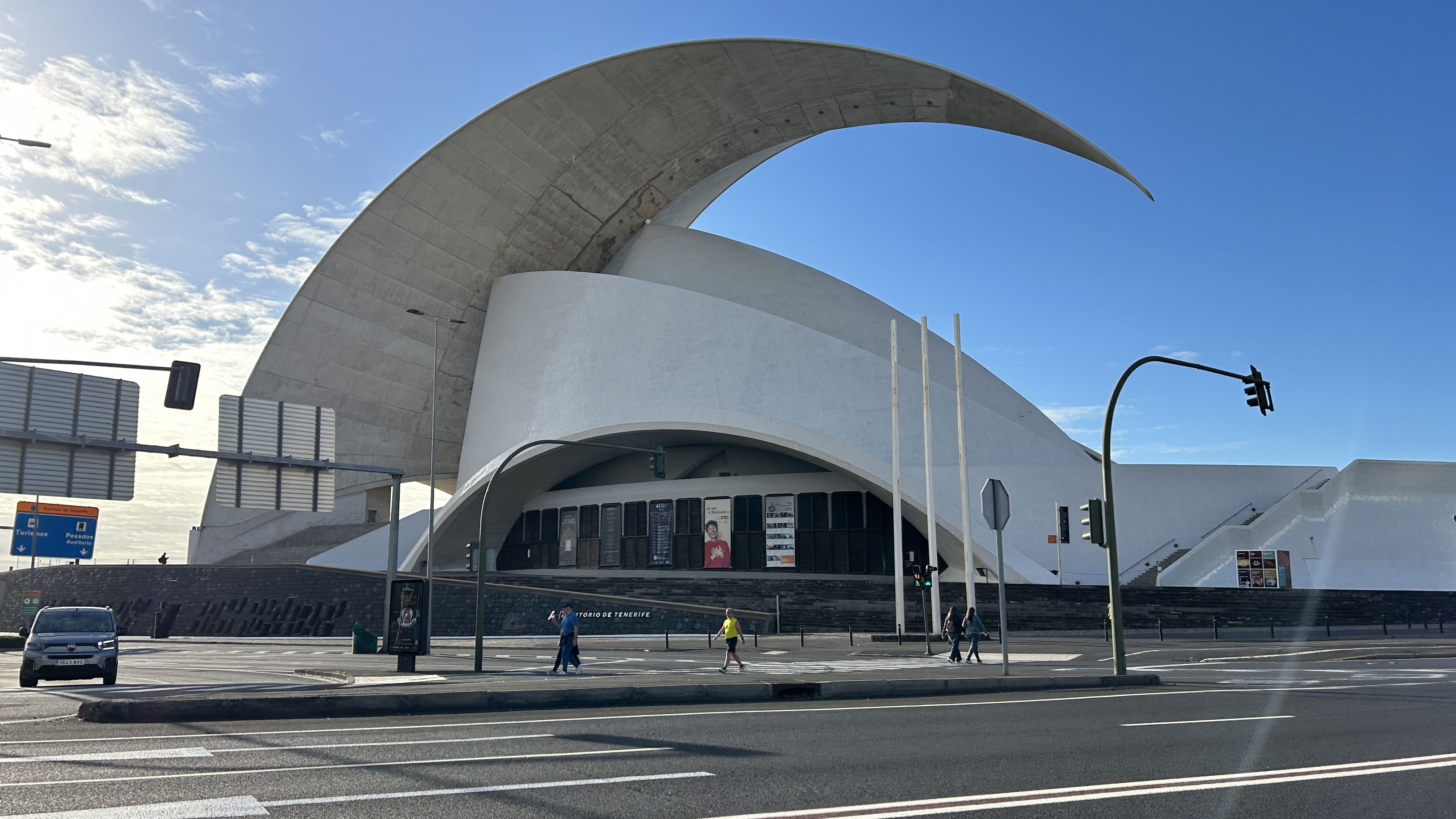 "Tenerife beyond training: a journey through nature, culture and local traditions"