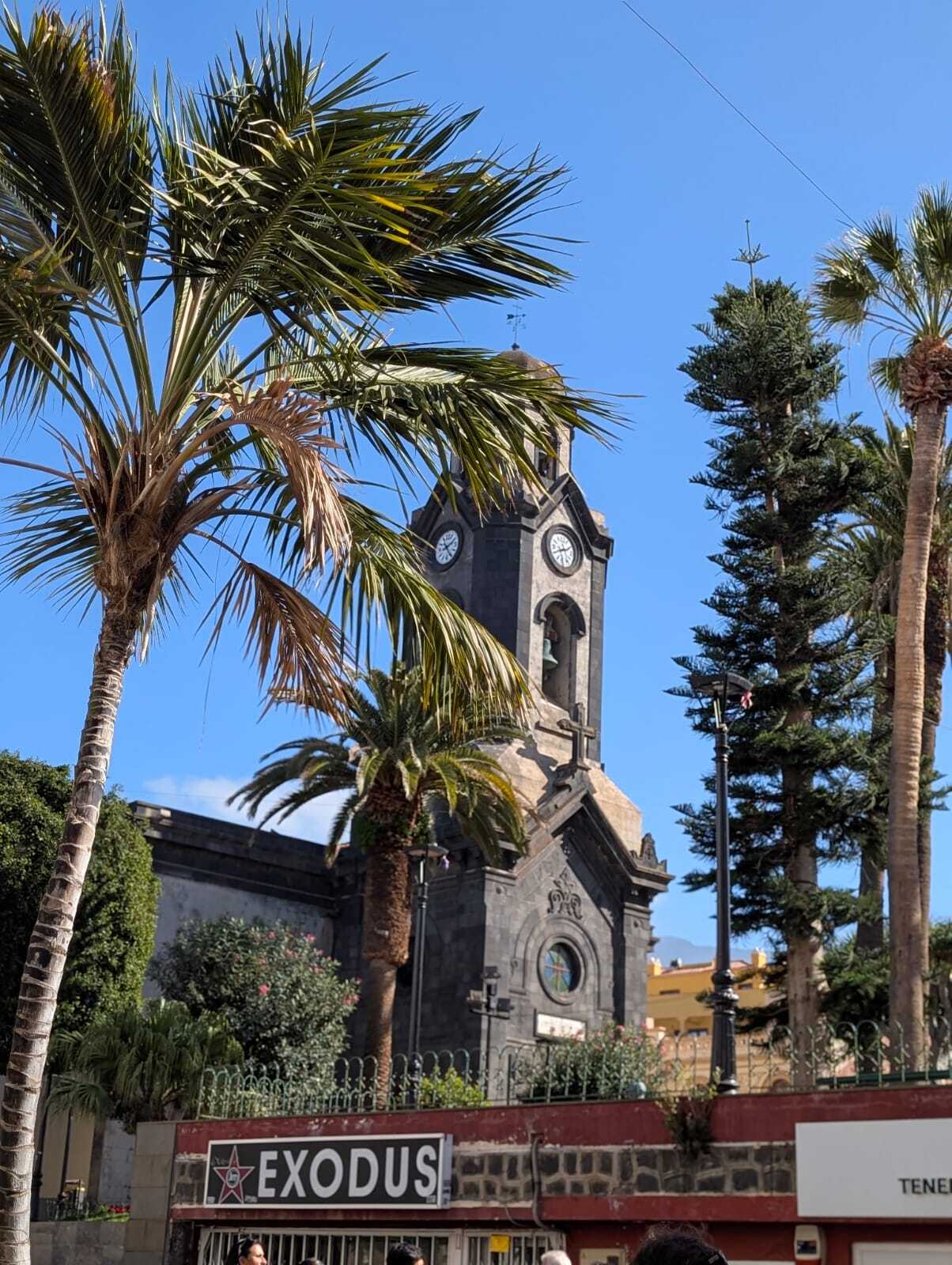 "Tenerife beyond training: a journey through nature, culture and local traditions"