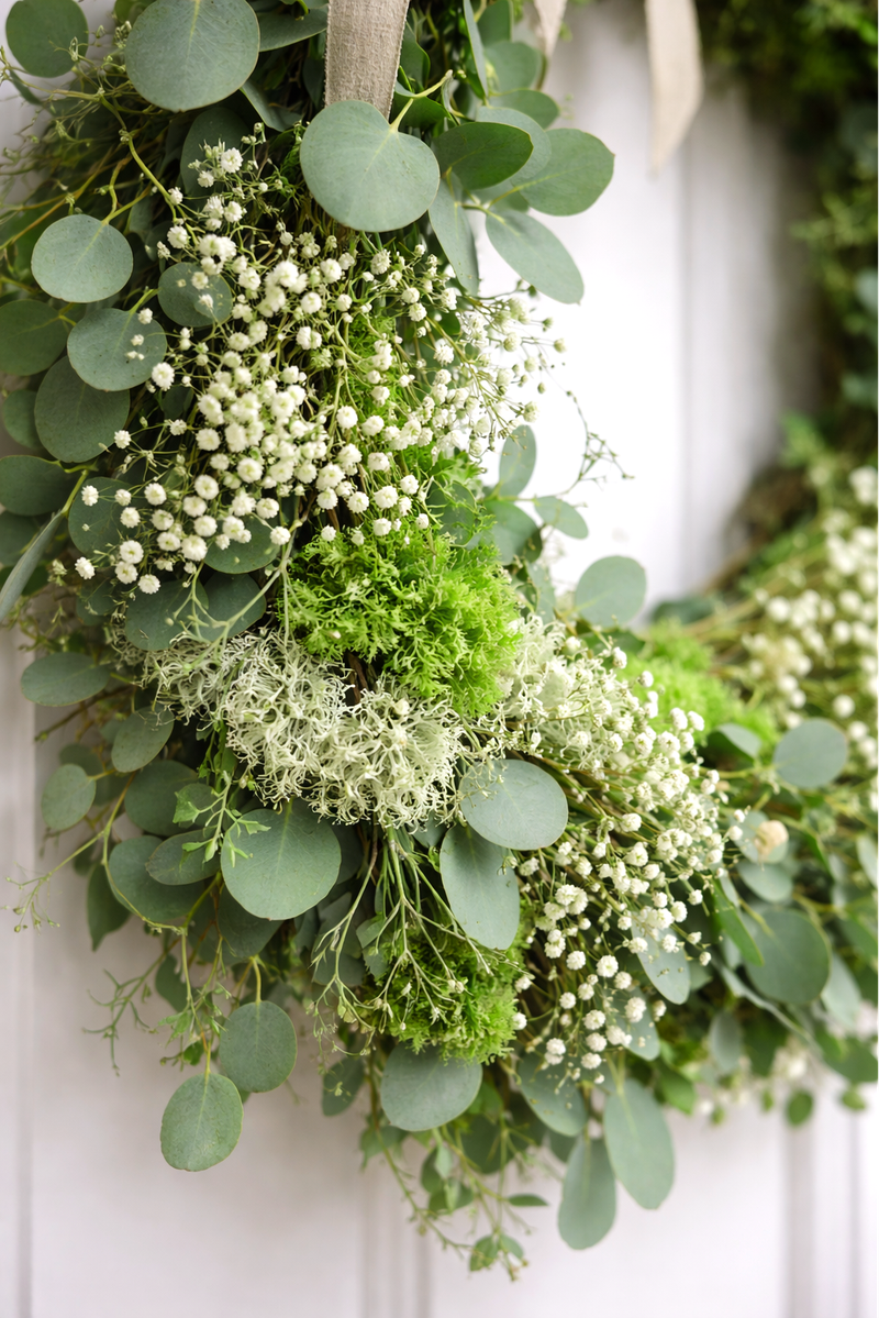 Zöld kopogtató – eukaliptusz, gypsophila, moha és zuzmó– Délelőtti óra