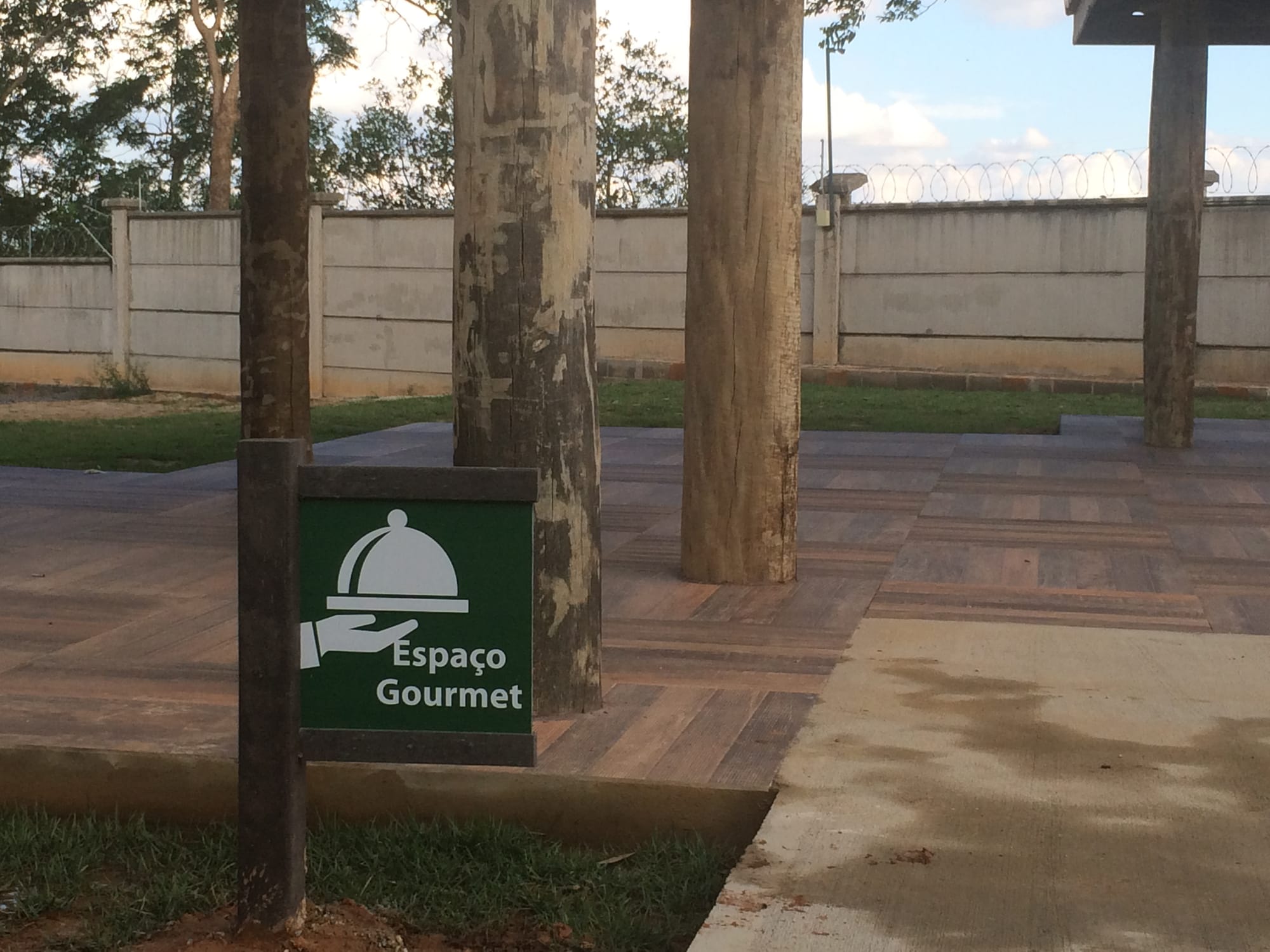 Placa de Sinalização Ecológica para Condomínios e Hoteis Fazenda