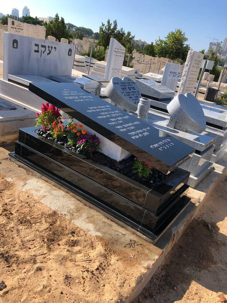 קטלוג מצבות באתר מצבות אבן יקרה