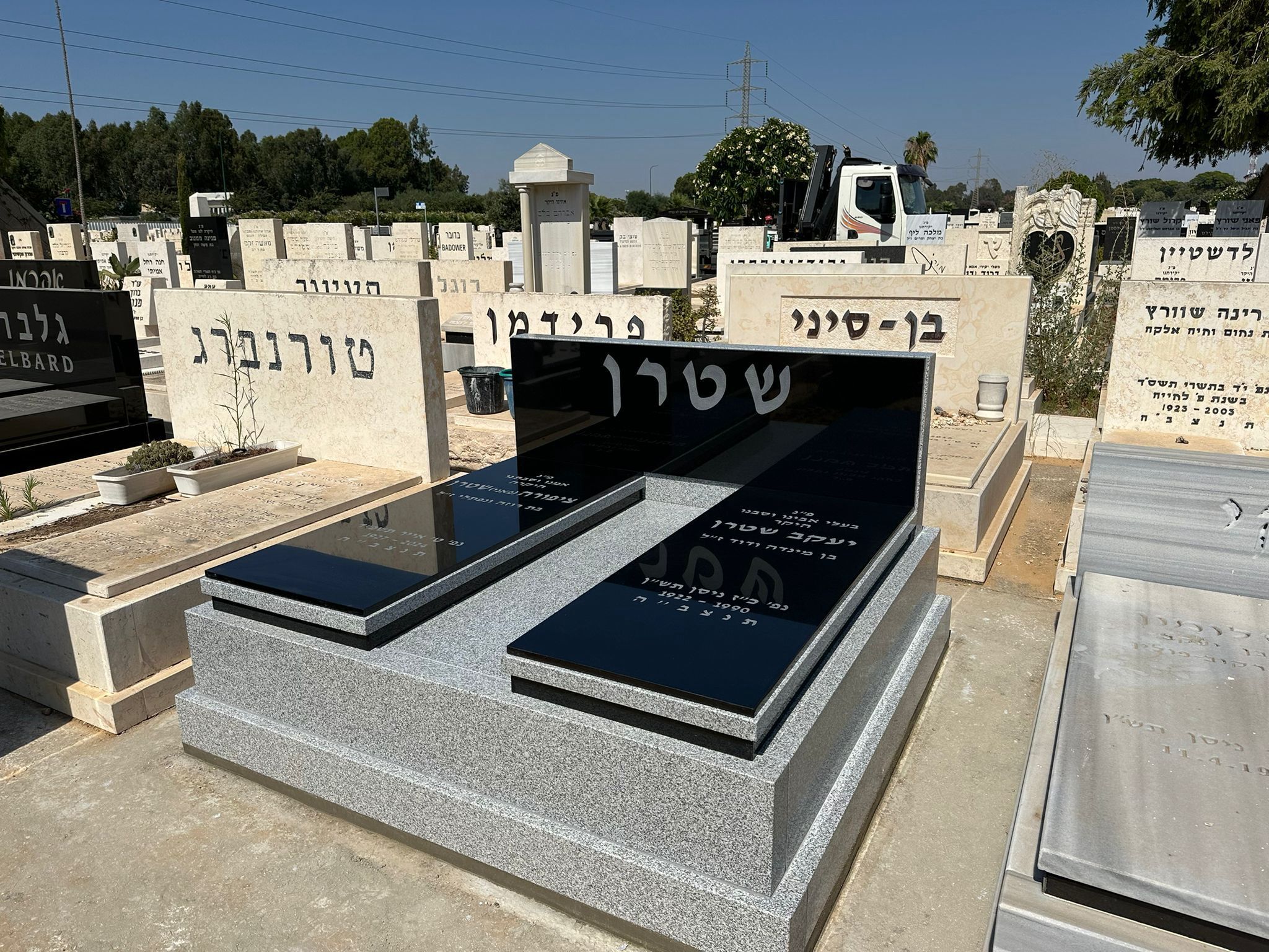 אינדקס מצבות, מאגר קבלני מצבה מומלצים בישראל, מצבות אבני חושן