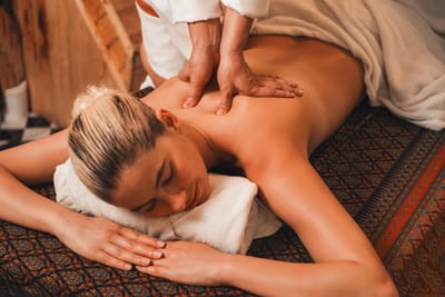 Hoc Nghe Massage Mat: Can Chuan Bi Gi?