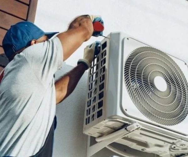  صيانة كاريير في حدائق أكتوبر