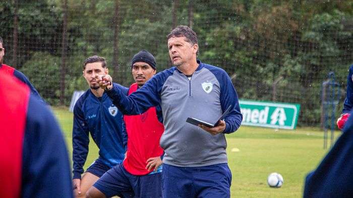 Em casa, Londrina EC decide vida na Série C contra o Náutico