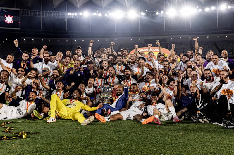 Corinthians supera o Vasco e é tetracampeão da Copa do Brasil no Maracanã