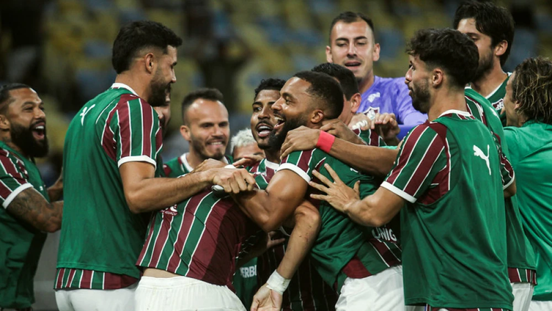 Fluminense vence o Flamengo e coloca o rival em situação delicada no Carioca