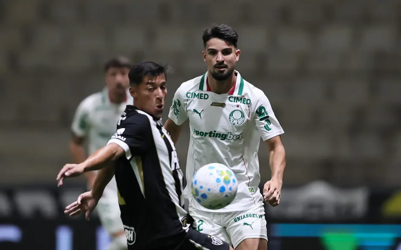 Atlético-MG e Palmeiras empatam em jogo de 4 gols na estreia do Brasileirão