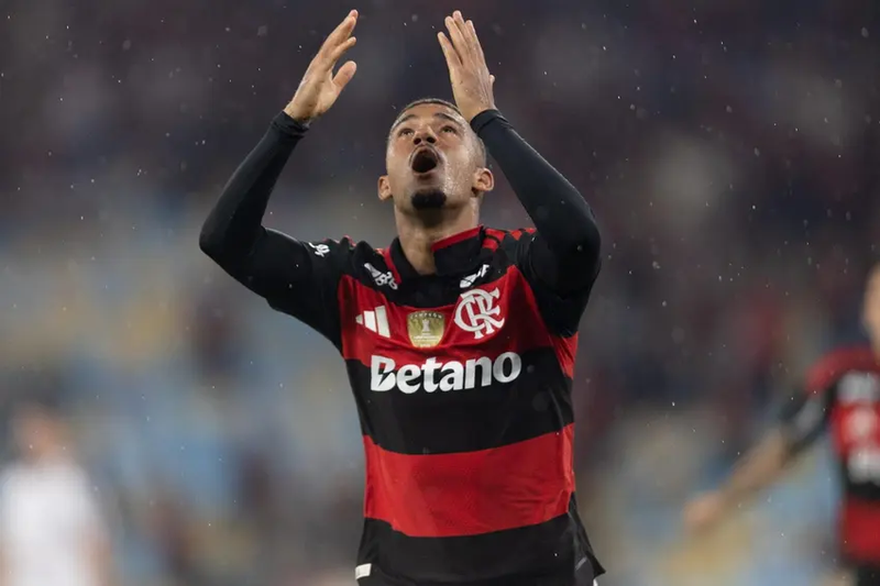 Flamengo tem jogo tranquilo, bate o Remo e entra no G4 do Brasileirão