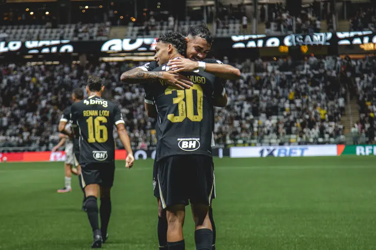 Atlético-MG vence o Athletico-PR e engata segunda vitória consecutiva no Brasileirão