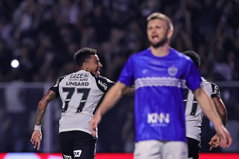 Lingard decide, Corinthians vence o Barra e abre vantagem na Copa do Brasil