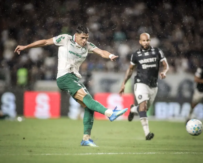 Em jogo marcado por atraso, Remo e Palmeiras empatam no Mangueirão