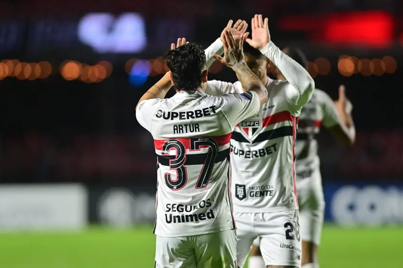 São Paulo vence o Boston River e crava vaga nas oitavas da Copa Sul-Americana
