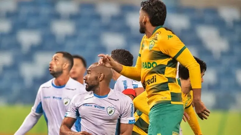 Londrina EC abre 2 gols, mas cede empate ao Cuiabá na Arena Pantanal