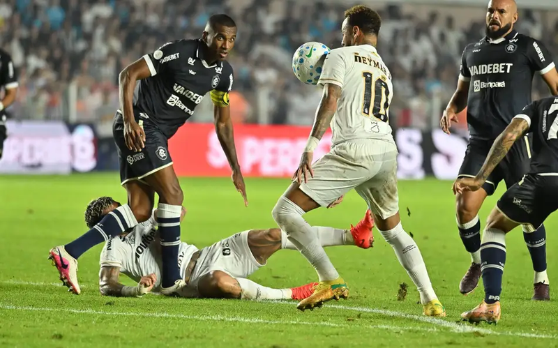 Com Neymar, Santos fica no empate sem gols com o Remo pela Copa do Brasil
