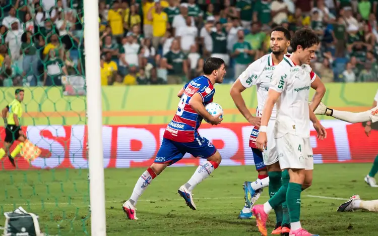Palmeiras perde para o Fortaleza, mas avança às quartas de final da Copa do Brasil