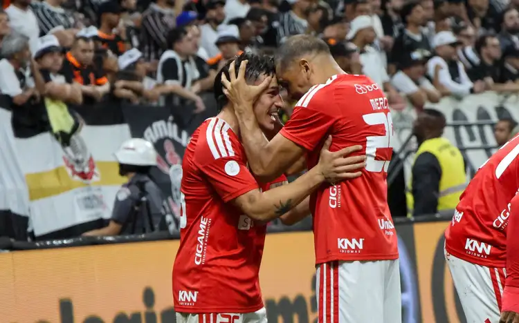 Corinthians vence, mas é eliminado pelo Internacional na Copa do Brasil
