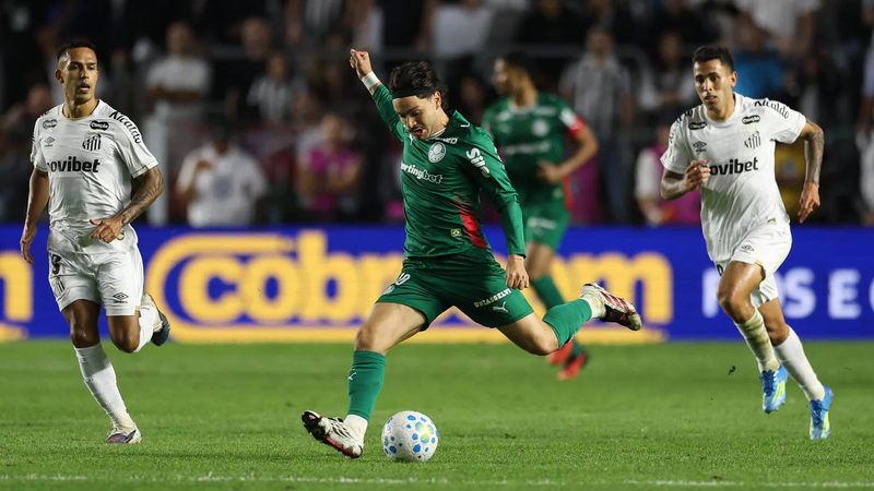 Palmeiras supera Santos no placar agregado e avança à semifinal da Copa do Brasil