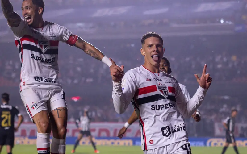 São Paulo, vence o Atlético-MG e ganha respiro no Brasileirão