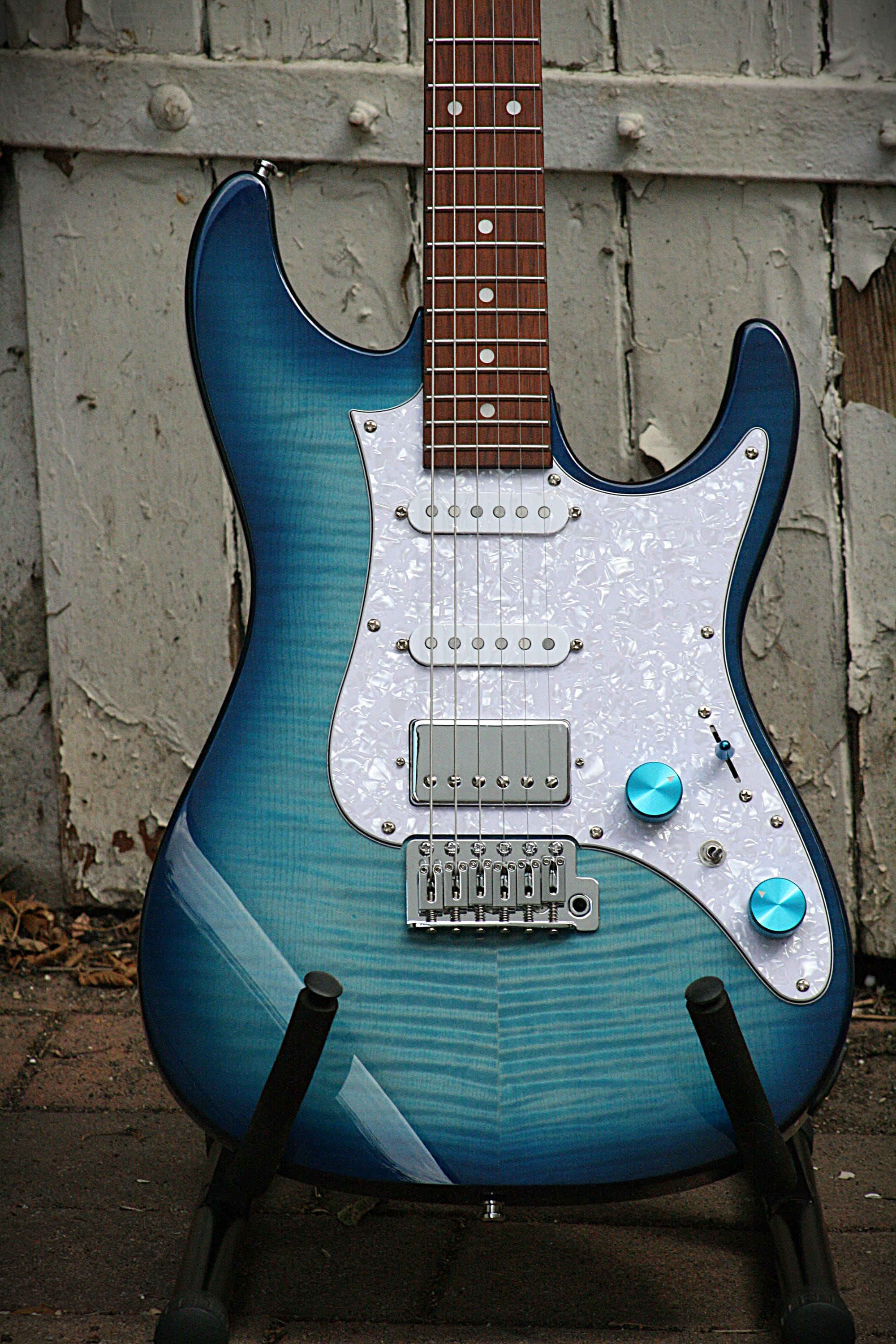 Ibanez AZ22S1F-TXB