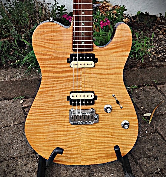 Sire Larry Carlton T7 FM nat
